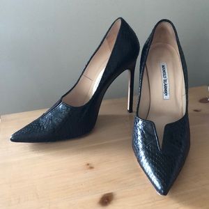 Black Watersnake Manolo Blahnik Notch Front Pumps